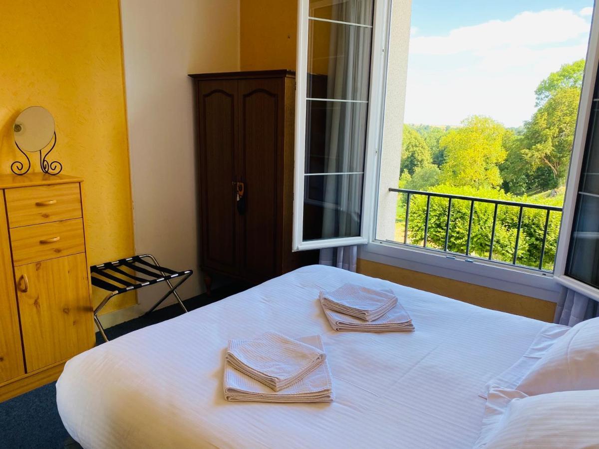 Hotel De La Poste Фалез Экстерьер фото
